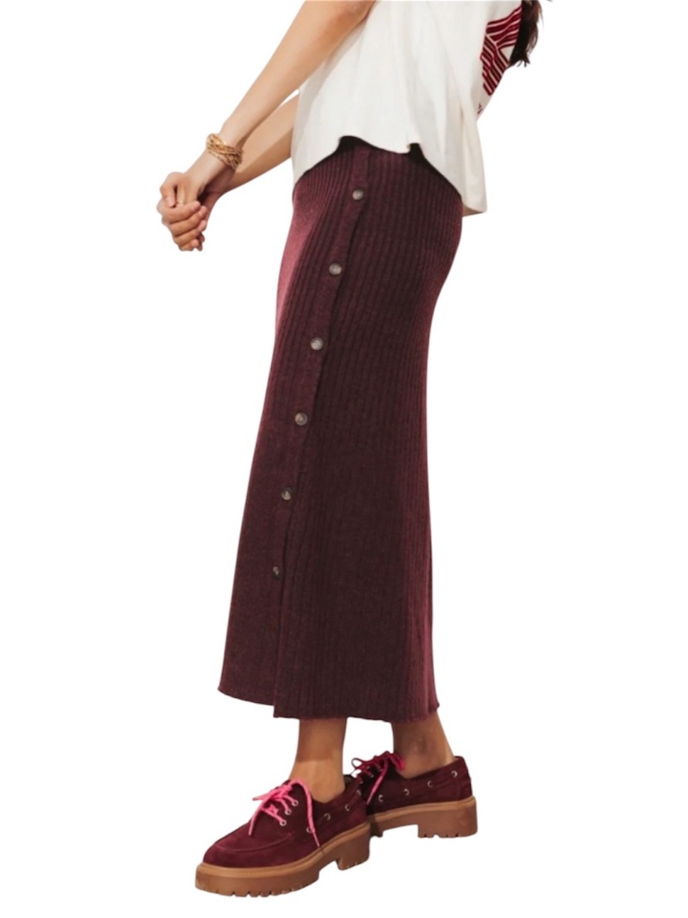 Time & Tru Red High Rise Ribbed Side Button Detail Stretchy Pull On Midi Skirt